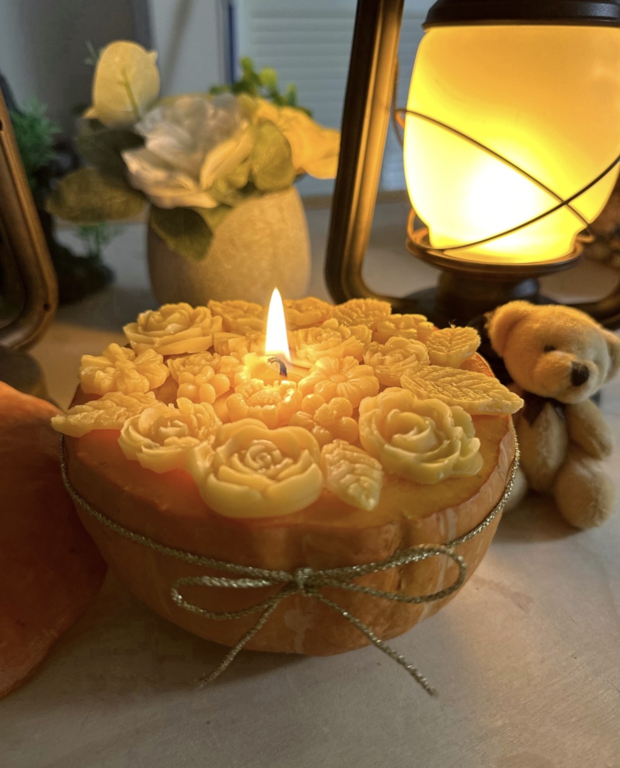 Mini pumpkin beeswax candle